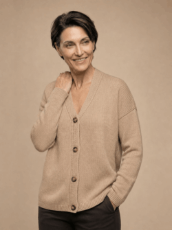 Gilet met houten knopen | camel